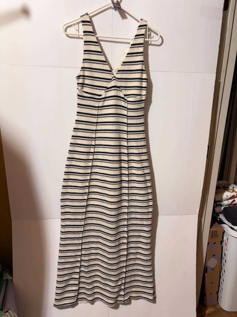 Universal Thread Women's Black and Cream Casual-dresses size small